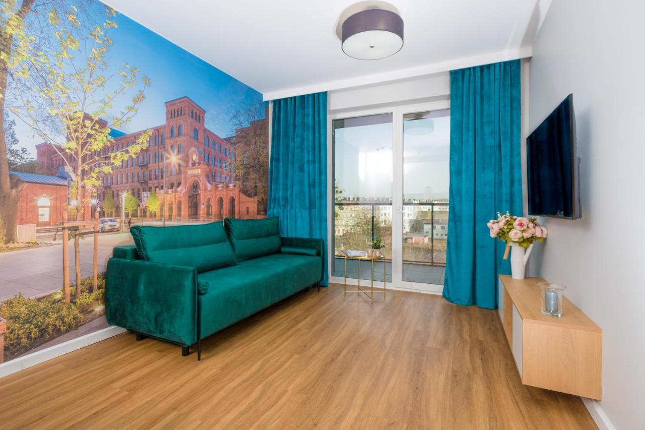 Royal Manu Apartment Netflix Лодзь Экстерьер фото